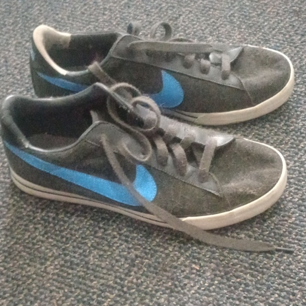 Nike Black and Blue Sneakers